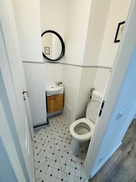 Tineretului, Strada Viorele,