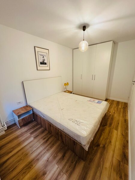 Tineretului, Strada Viorele,